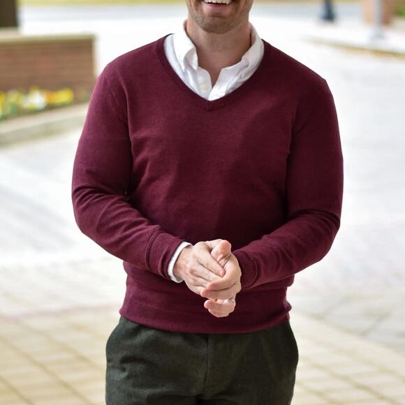 J. Crew Men’s Merino Wool Burgundy Slim Fit V-Neck Pullover Sweater Size S - Picture 2 of 7